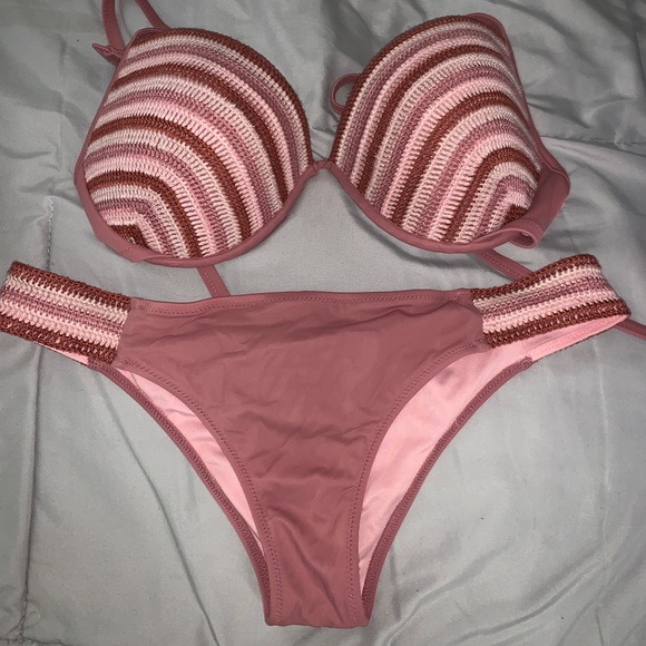 Mauve Crochet Bikini - Picture 1 of 4